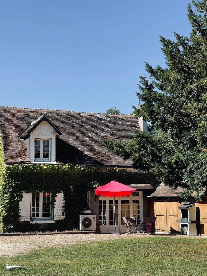 Gite La Paheserie Esvres Exterior photo